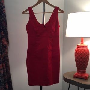 red venus fitted dress